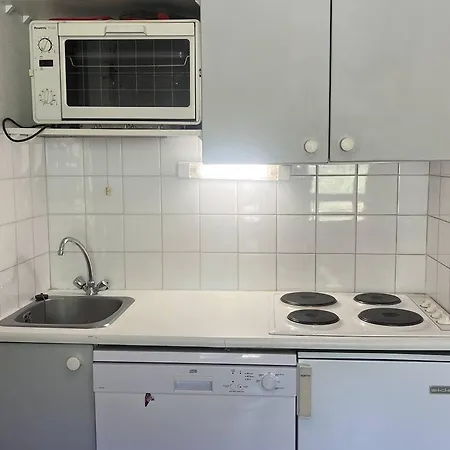 Plagne Soleil: 2 Pièces Avec Balcon, Accès Direct Pistes, Centre Proche Commerces - Fr-1-351-14 La Plagne