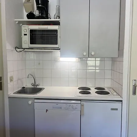 Plagne Soleil: 2 Pièces Avec Balcon, Accès Direct Pistes, Centre Proche Commerces - Fr-1-351-14