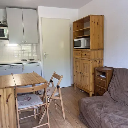 Plagne Soleil: 2 Pièces Avec Balcon, Accès Direct Pistes, Centre Proche Commerces - Fr-1-351-14 Appartement La Plagne