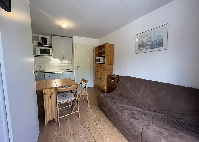 Plagne Soleil: 2 Pièces Avec Balcon, Accès Direct Pistes, Centre Proche Commerces - Fr-1-351-14 Appartement