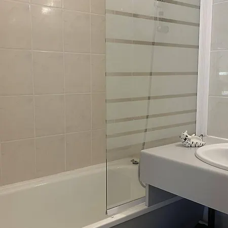 Plagne Soleil: 2 Pièces Avec Balcon, Accès Direct Pistes, Centre Proche Commerces - Fr-1-351-14 Appartement La Plagne